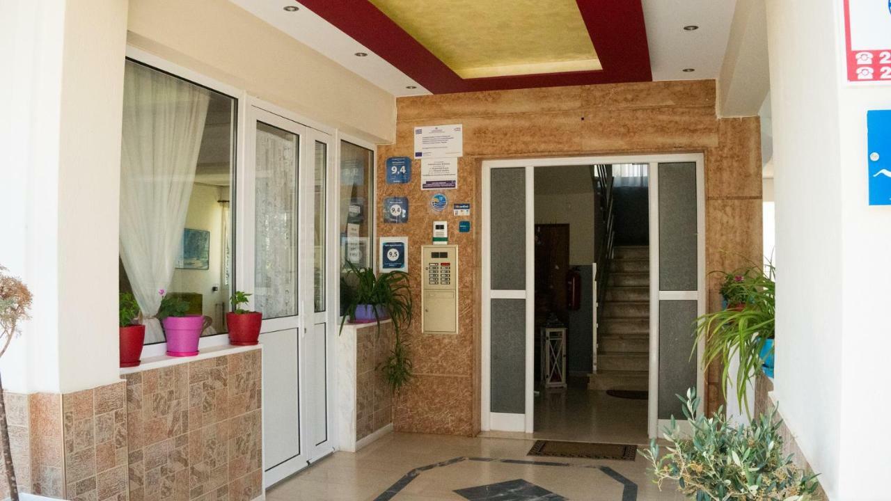Niki Apartments Paralia Dionysiou Esterno foto